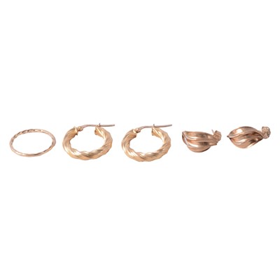 Lot 339 - A pair of 750 hoop earrings, 9 carat earrings and an unmarked ring.