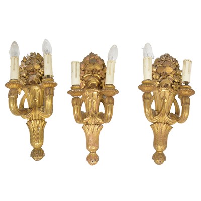 Lot 185 - Set of six Continental carved and gilt wood wall lights
