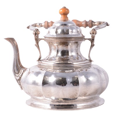 Lot 130 - Italian silver tea kettle