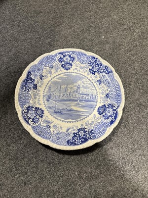 Lot 46 - Eight items of blue and white transferware