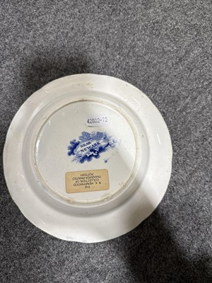 Lot 46 - Eight items of blue and white transferware