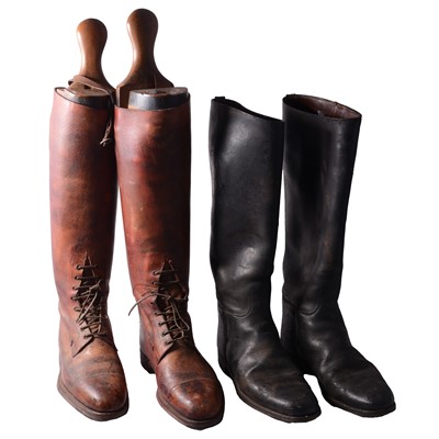 Lot 112 - Pair of brown leather cavalry boots with trees and a pair of black leather riding boots