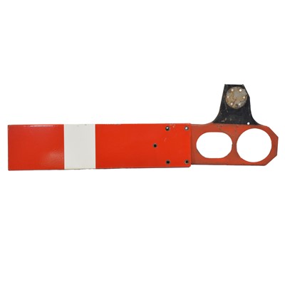 Lot 242 - Railwayana: Enamelled semaphore signal arm and spectacle frame