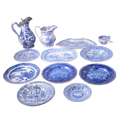 Lot 158 - Twelve items of blue and white transferware