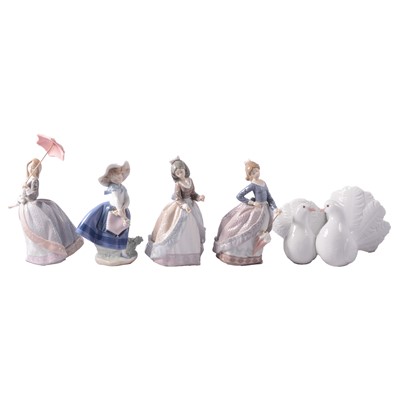 Lot 88 - Five Lladro porcelain models