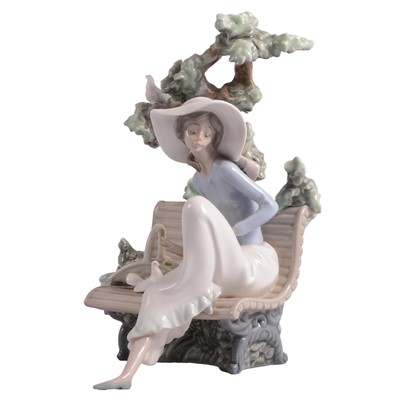 Lot 30 - Lladro porcelain model, Sunday in the park, 5365