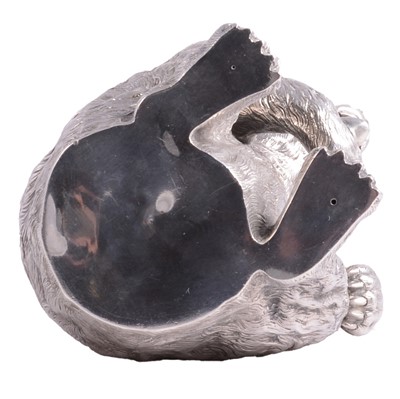 Lot 107 - Extremely rare Victorian silver jug in the form of a bear