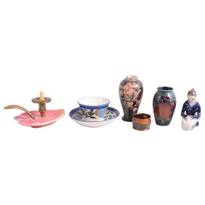 Lot 63 - Small group of Art Pottery and decorative ware