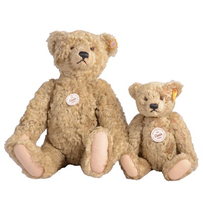 Lot 164 - Steiff, five modern collectors Teddy bears