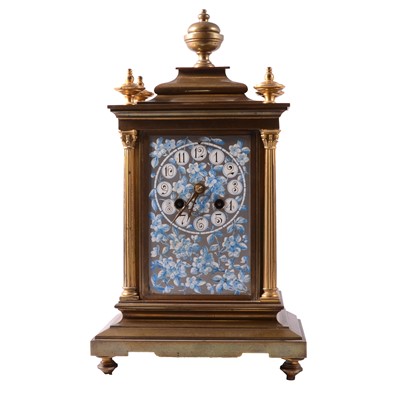 Lot 120 - Edwardian brass mantel clock