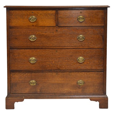 Lot 507 - Edwardian oak chest of drawers