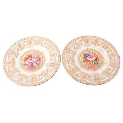 Lot 33 - Pair of Royal Worcester cabinet plates