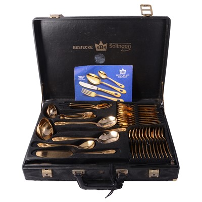 Lot 178A - Bestecke Solingen canteen of gold-plated cutlery.