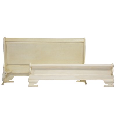 Lot 76 - Modern sleigh bed