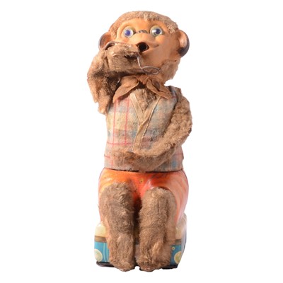Lot 121 - Japanese tinplate monkey toy