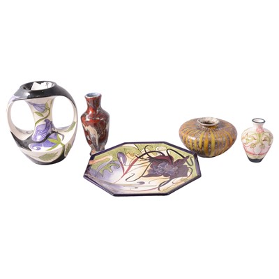 Lot 37 - Small collection of Black Ryden stoneware