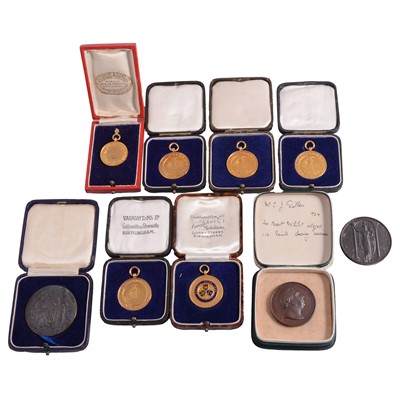 Lot 276 - Six 9 carat yellow gold and two bronze horticultural medals, and a bronze coronation medallion.