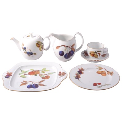 Lot 66 - Royal Worcester, Evesham pattern part dinner service