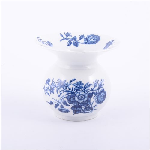 Lot 1 - First Period Worcester porcelain blue and...
