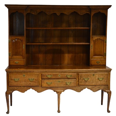 Lot 224 - George III oak dresser