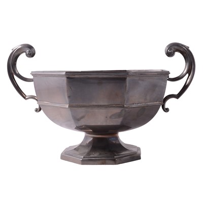 Lot 209 - Silver twin-handled pedestal bowl, Walker & Hall, Sheffield 1925.