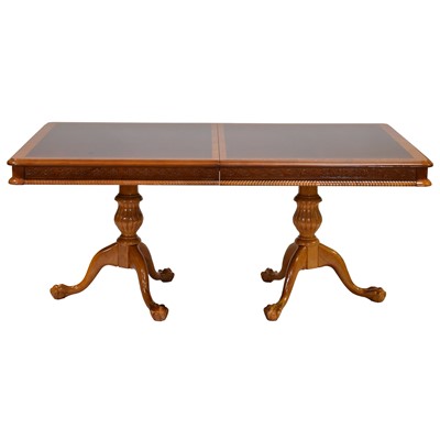 Lot 355 - Reproduction mahogany dining table