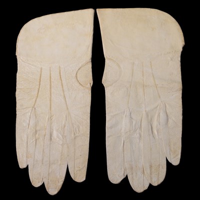 Lot 84 - Pair of vintage kid leather gloves