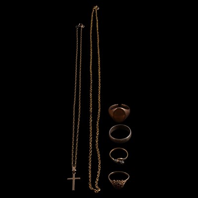 Lot 257 - A cross and chain, signet ring (broken), two gemset rings.
