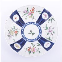 Lot 8 - First Period Worcester porcelain circular dish,...