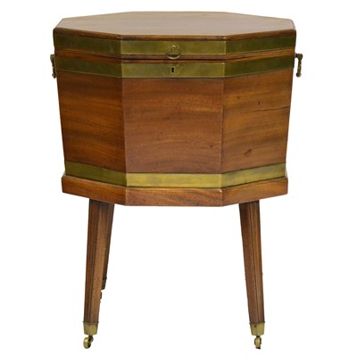 Lot 418 - George III style mahogany wine cooler