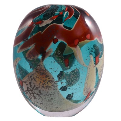 Lot 3 - 20th century art glass vase