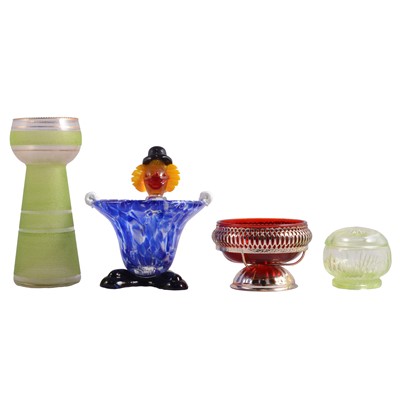 Lot 74 - Three boxes of glassware