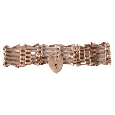Lot 294 - A 9 carat yellow gold gate link bracelet.