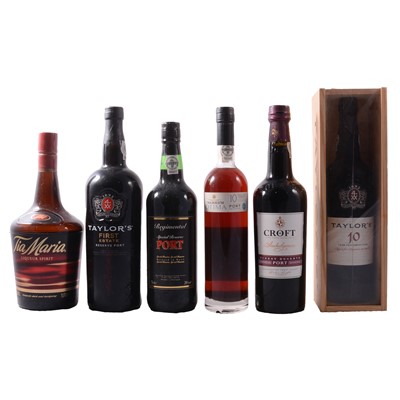 Lot 257 - Five bottles of assorted Port, and a bottle of Tia Maria
