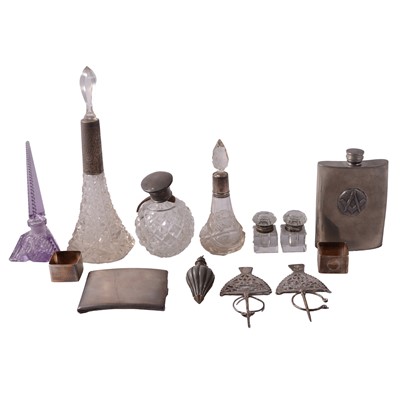 Lot 220 - Collection of silver trinkets, dressing table and similar items