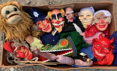 Lot 216 - 1950's Punch and Judy characters