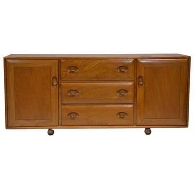Lot 397 - Ercol sideboard, model 455
