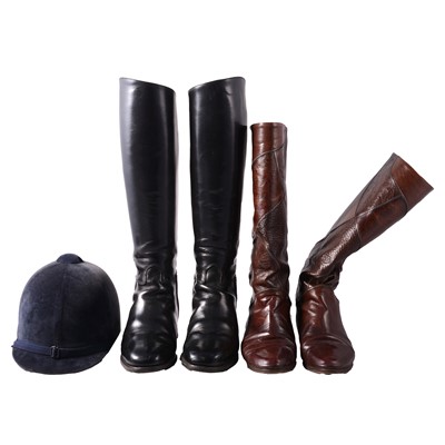 Lot 95 - Two pairs of leather boots and a bowler hat