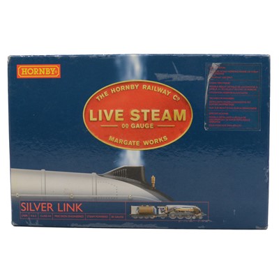 Lot 3 - Hornby OO gauge model train, Silver Link, R2367, live steam