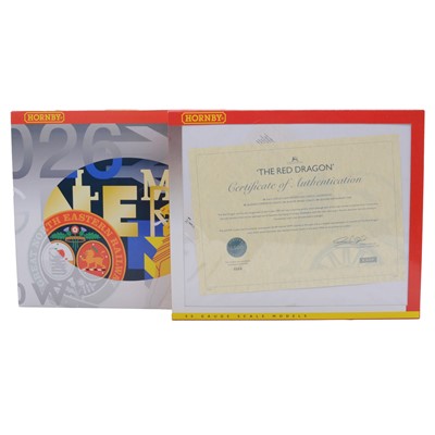 Lot 28 - Hornby OO gauge model railway train pack, R2795M