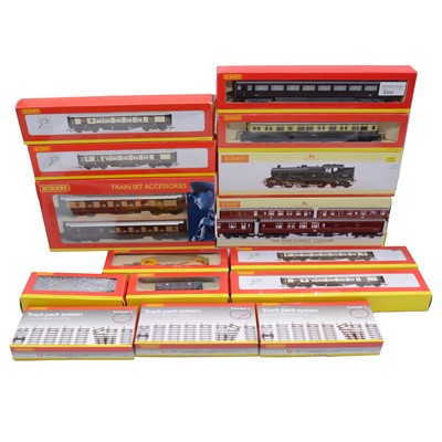 Lot 47 - Hornby OO gauge model railway, locomotive, The Pines Express coach pack, etc.