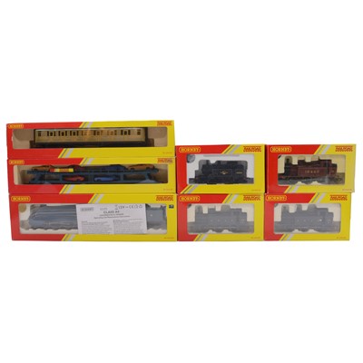Lot 55 - Hornby OO gauge Railroad model railway, locomotive, three tank engines, etc.
