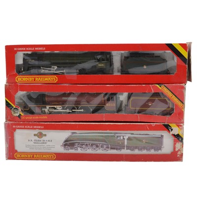 Lot 69 - Three Hornby OO gauge model railway locomotives