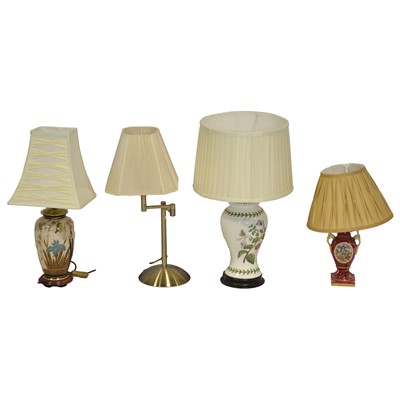 Lot 152 - Four assorted table lamps