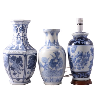Lot 48 - Modern Chinese blue and white ceramics