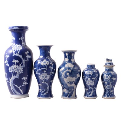 Lot 29 - Collection of modern Chinese blue and white ware