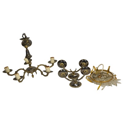 Lot 146 - Suite of lighting with a chandelier and pair of wall lights
