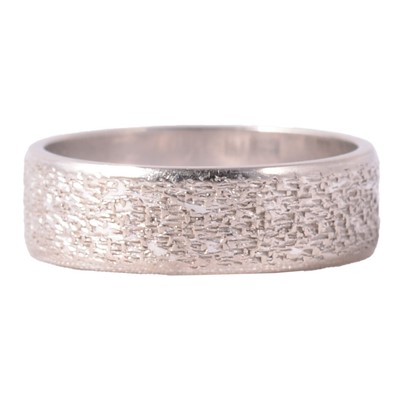 Lot 163 - An 18 carat white gold wedding band.