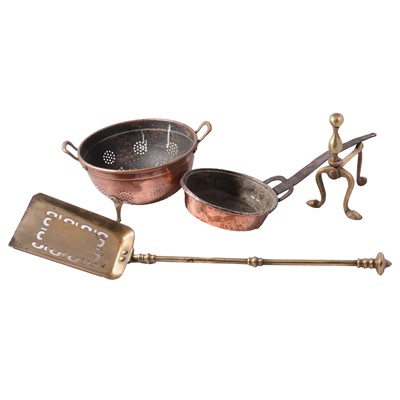Lot 147 - Assorted copper and brassware