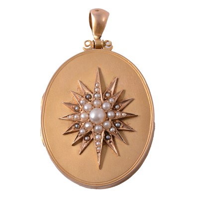 Lot 230 - A yellow metal oval locket with pearl set star to centre.